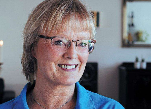 Tilfreds Wellvita-kunde fortæller om sin oplevelse med kosttilskud til led og bevægelighed