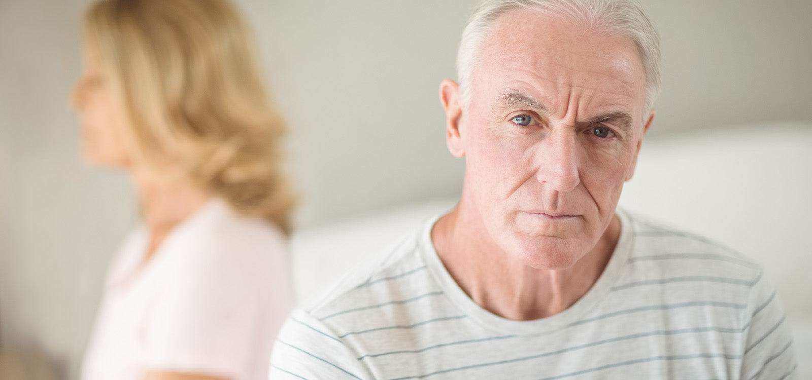 Guide til Mænd med Rejsningsproblemer: Forstå, Behandle og Forbedre din Erektion