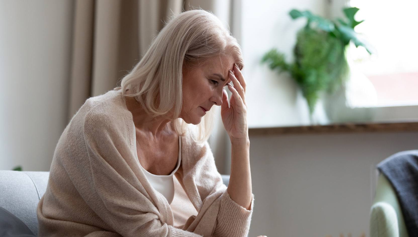 Mand med manglende hukommelse og koncentration