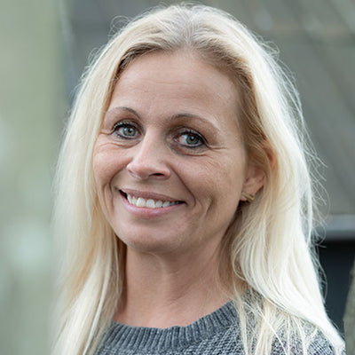 Caroline deler sin oplevelse med Wellvita Collagen Skin Improver.
